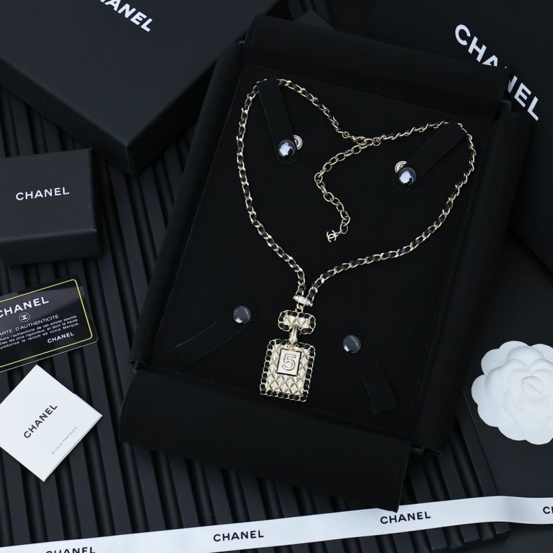 Chanel Necklaces